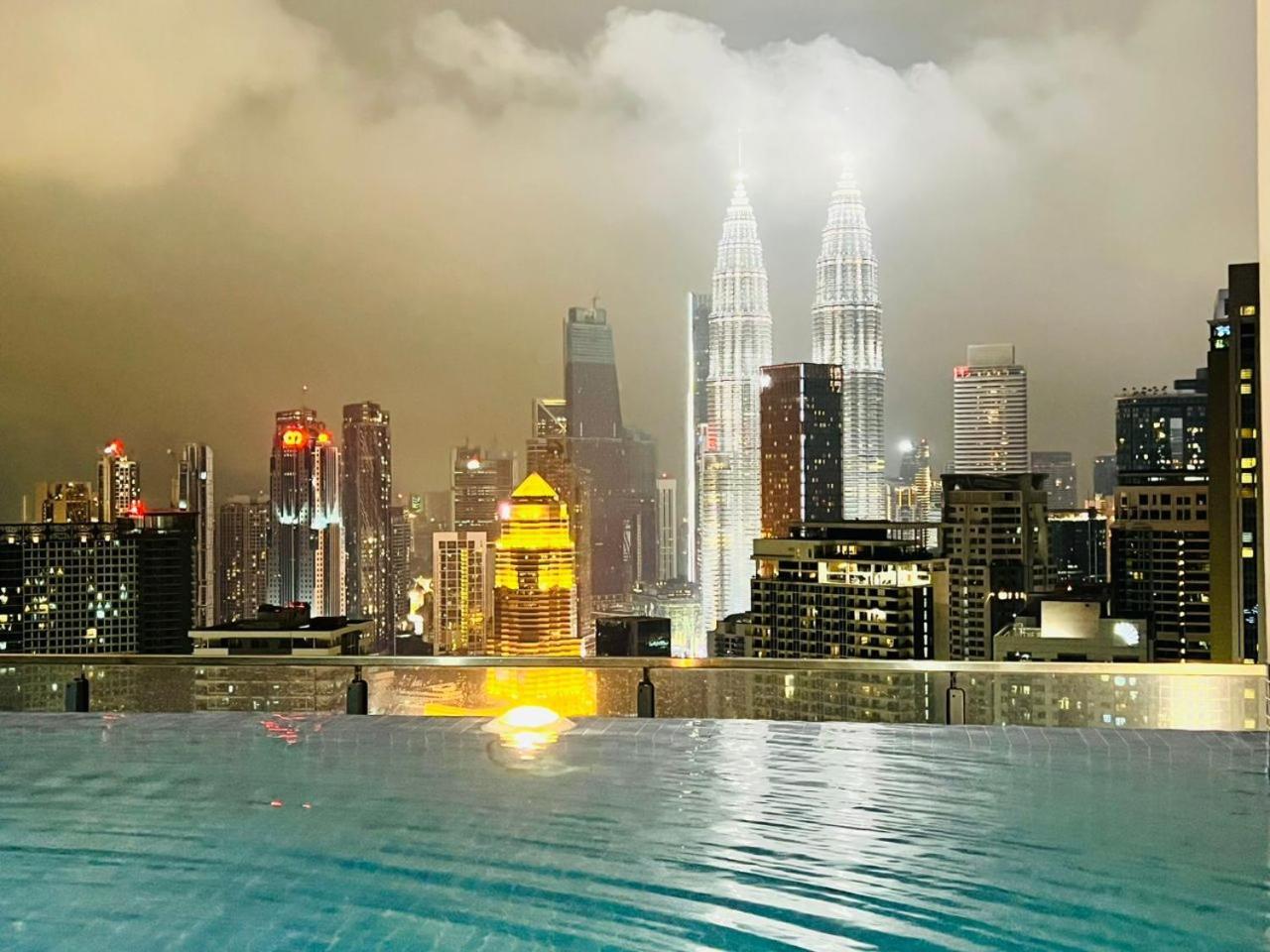 The Luxe Colony Skypool By Tasu Home Kuala Lumpur Extérieur photo